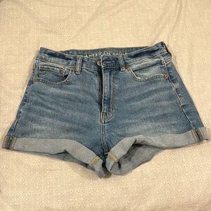 American Eagle Mom Short - Size 4